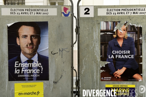 Affiches des Candidats Présidentiels France 2017 Presidential Election Campaign Posters Paris 2017. French presidential Campaign Posters 2017 candidates .