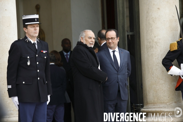 Le président François Hollande reçoit SM Mohammed VI le roi du Maroc