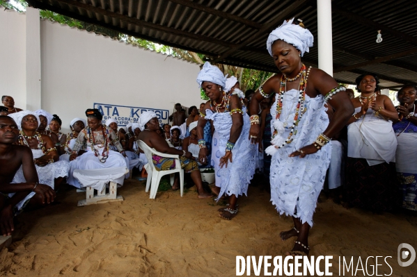 Cérémonies KPESOSO : Fête vaudou de la Pierre sacrée