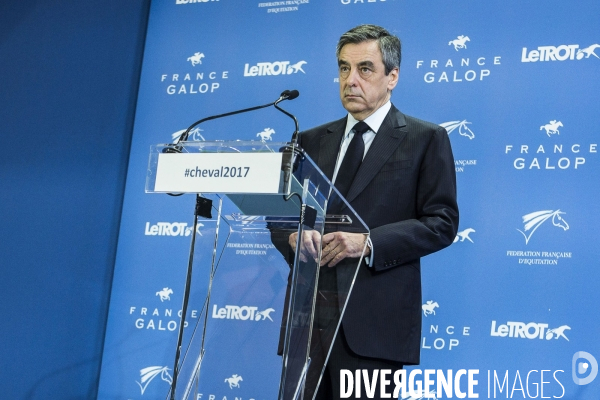 CP2017 : François Fillon rencontre les acteurs de la filière Cheval.