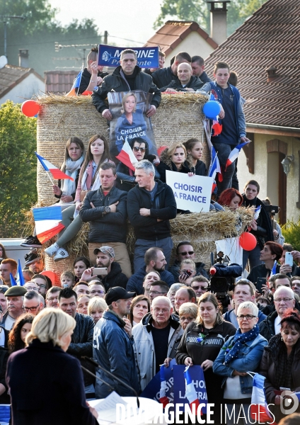 Marine Le Pen à Ennemain