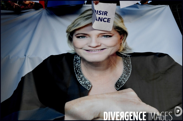 Marine Le Pen à Ennemain
