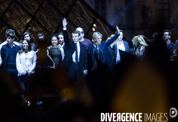 Emmanuel Macron élu président de la République - Rassemblement Carrousel  du Louvre - 7 Mai 2017