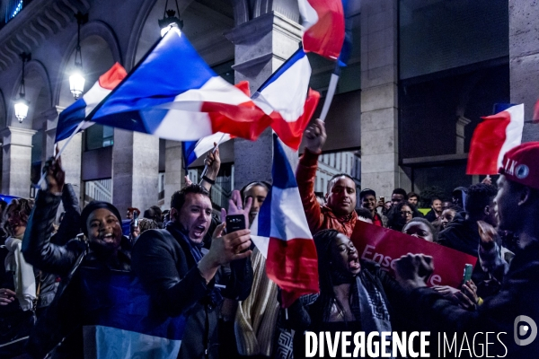 7 Mai 2017 - Partisans d Emmanuel Macron elu President de la Republique