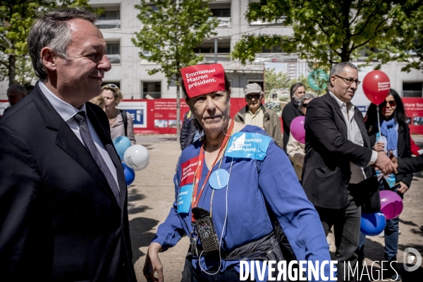 Rassemblement des soutiens d Emmanuel Macron.