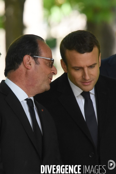 Emmanuel Macron et François Hollande assistent au XIIème journée des mémoires de la traite de l esclavage