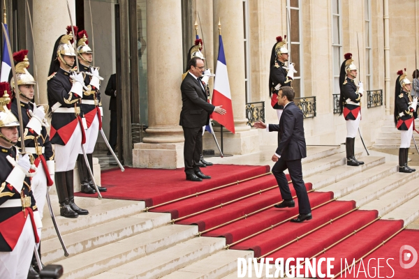 Passation de pouvoir Hollande - Macron