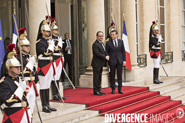 Passation de pouvoir Hollande - Macron