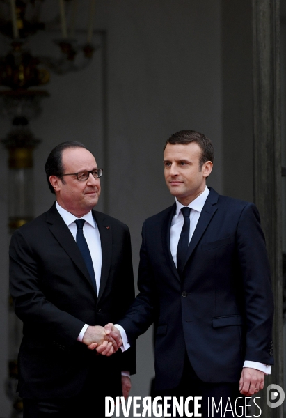 Passation de pouvoir entre François Hollande et Emmanuel Macron