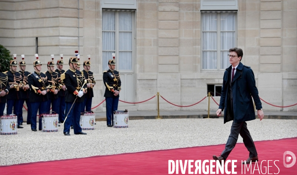 Passation de pouvoir entre François Hollande et Emmanuel Macron