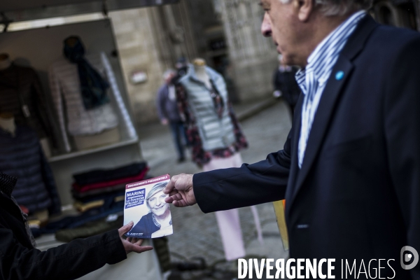 CP2017 : Distribution de tracts.