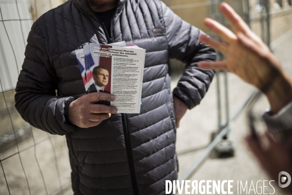 CP2017 : Distribution de tracts.