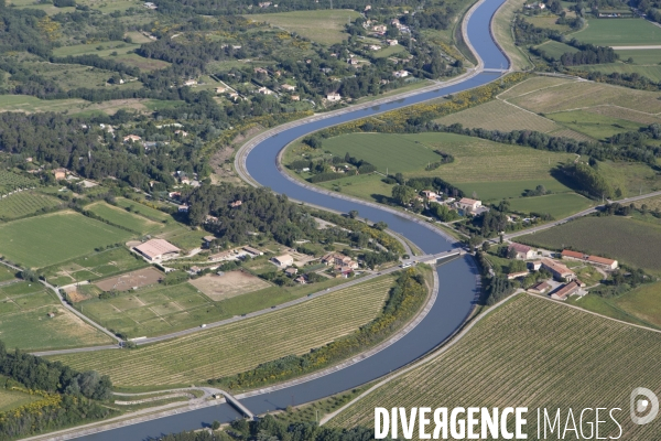 Vue aérienne de Rognes Venelles et du Puy-Sainte-Réparade