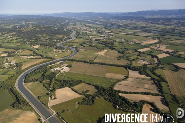 Vue aérienne de Rognes Venelles et du Puy-Sainte-Réparade