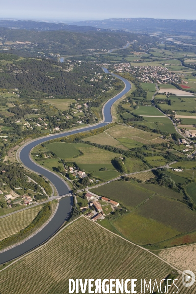 Vue aérienne de Rognes Venelles et du Puy-Sainte-Réparade