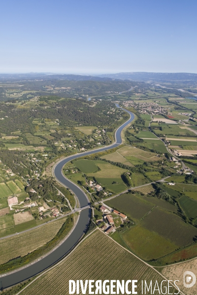 Vue aérienne de Rognes Venelles et du Puy-Sainte-Réparade