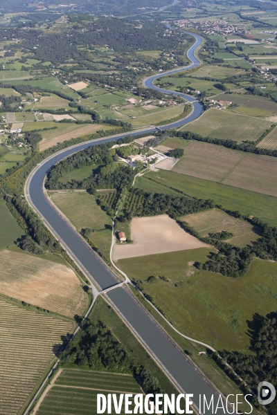 Vue aérienne de Rognes Venelles et du Puy-Sainte-Réparade