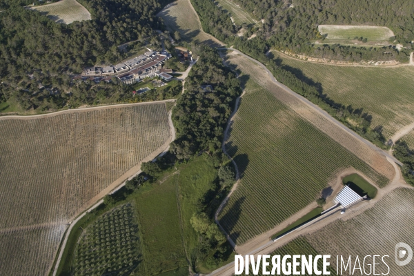 Vue aérienne de Rognes Venelles et du Puy-Sainte-Réparade