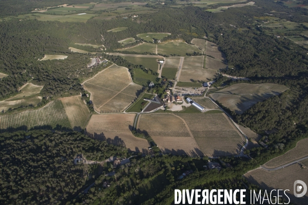 Vue aérienne de Rognes Venelles et du Puy-Sainte-Réparade