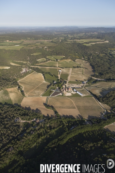 Vue aérienne de Rognes Venelles et du Puy-Sainte-Réparade