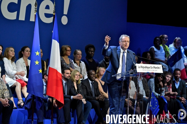 Meeting pour les legislatives de la republique en marche