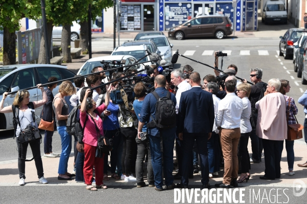 Edouard Philippe, accompagne Bruno Le Maire candidat en campagne pour les élections législatives