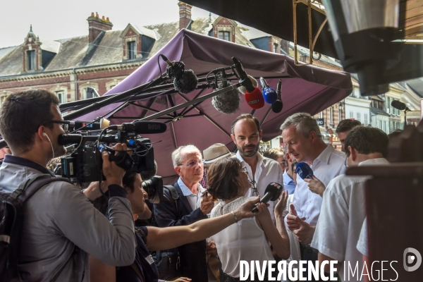 Edouard Philippe, accompagne Bruno Le Maire candidat en campagne pour les élections législatives