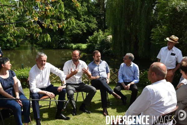 Edouard Philippe, accompagne Bruno Le Maire candidat en campagne pour les élections législatives