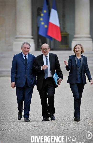 Premier conseil des ministres du gouvernement d Edouard Philippe