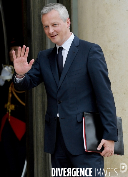 Premier conseil des ministres du gouvernement d Edouard Philippe