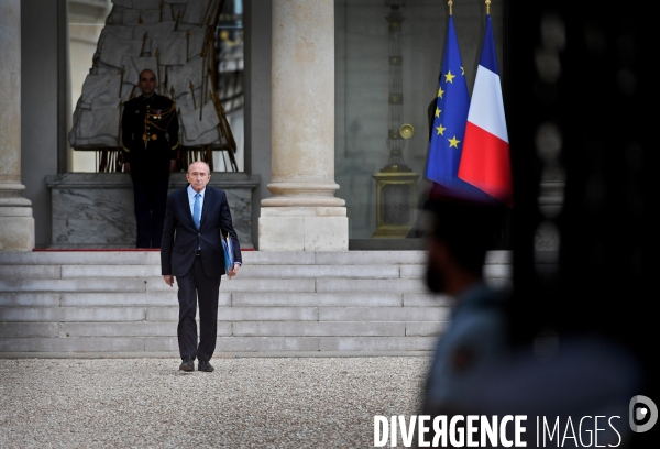 Premier conseil des ministres du gouvernement d Edouard Philippe