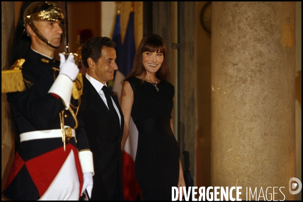 Nicolas sarkozy recoit le president chinois hu jintao