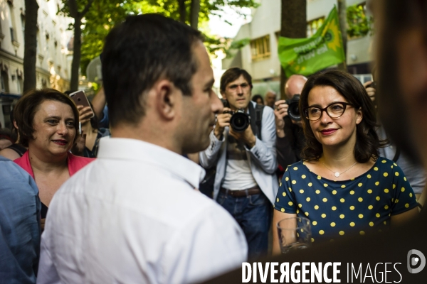 Cécile Duflot candidate aux législatives reçoit le soutien de Benoît Hamon.