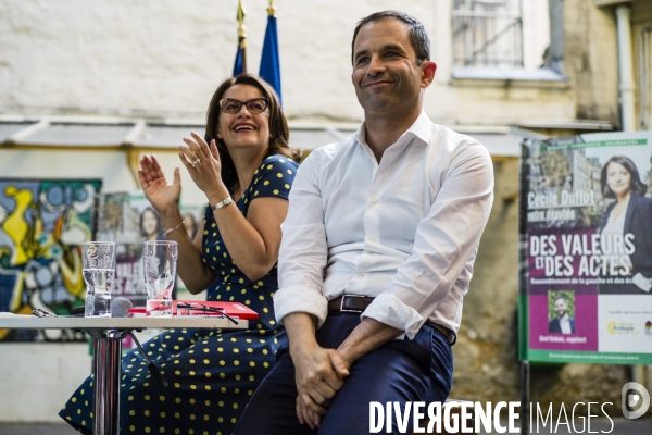 Cécile Duflot candidate aux législatives reçoit le soutien de Benoît Hamon.