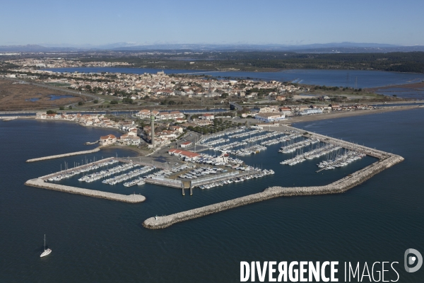 Vue aérienne de Fos sur Mer et du GPMM