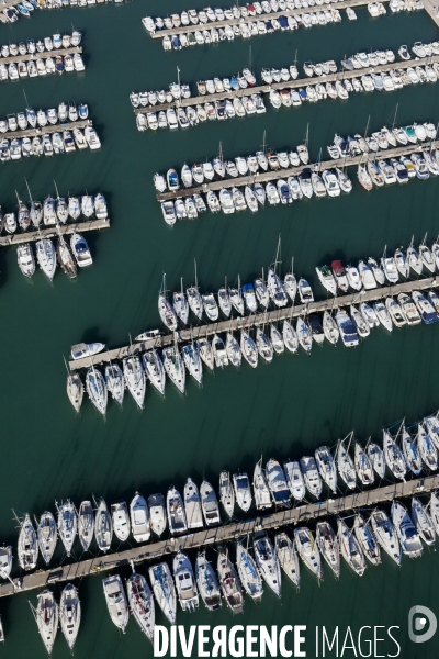 Vue aérienne de Fos sur Mer et du GPMM