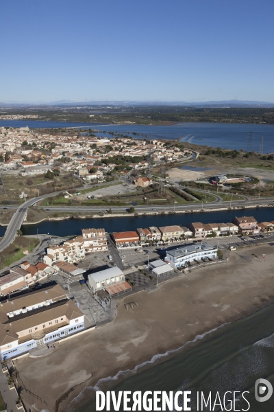 Vue aérienne de Fos sur Mer et du GPMM