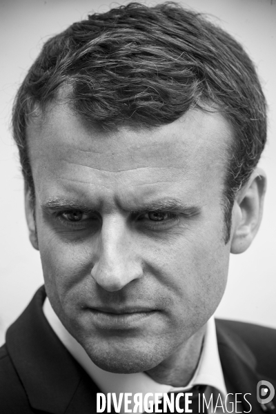 Portraits en noir et blanc du président de la république Emmanuel MACRON