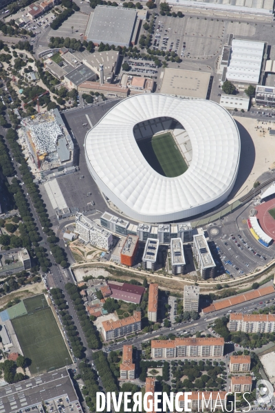 Vue aérienne du stade Orange Vélodrome de Marseille