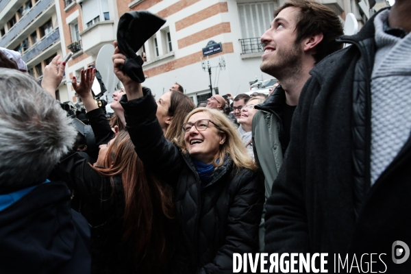 Ambiance rue de l abbe groult. en bas du qg d emmanuel macron // 2eme tour de la presidentielle 2017