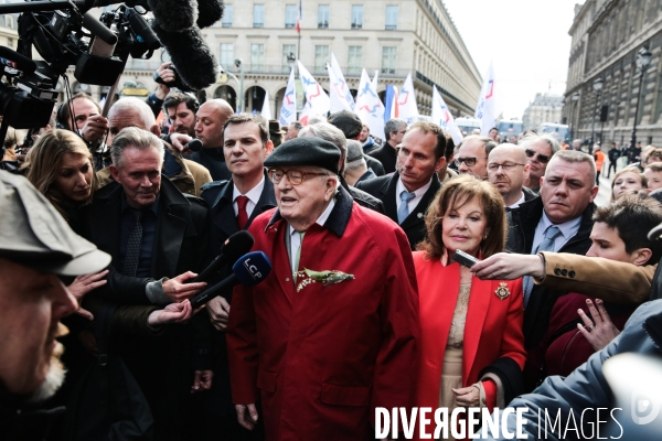 Defile du 1er Mai de Jean Marie Le Pen