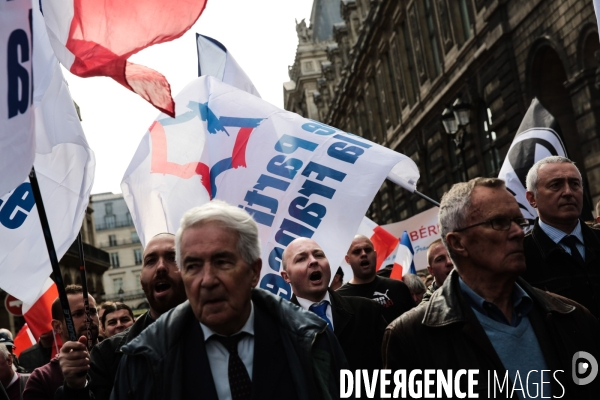 Defile du 1er Mai de Jean Marie Le Pen