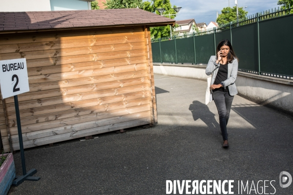 Prisca Thevenot (LRM) en campagne pour les legislatives 2017
