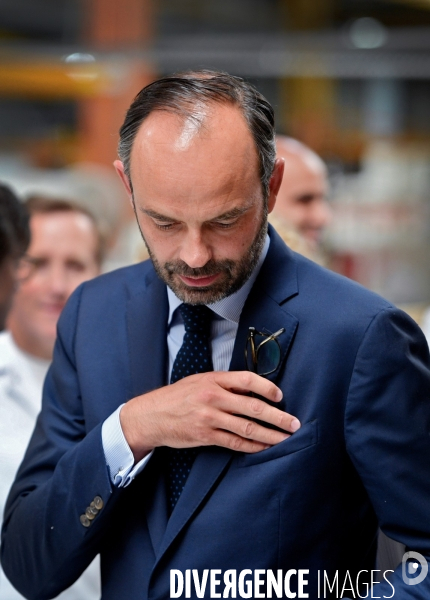 Edouard Philippe et Muriel Pénicaud visitent l équipementier automobile Telma