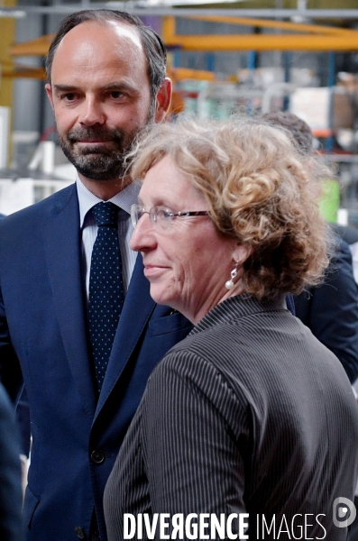 Edouard Philippe et Muriel Pénicaud visitent l équipementier automobile Telma