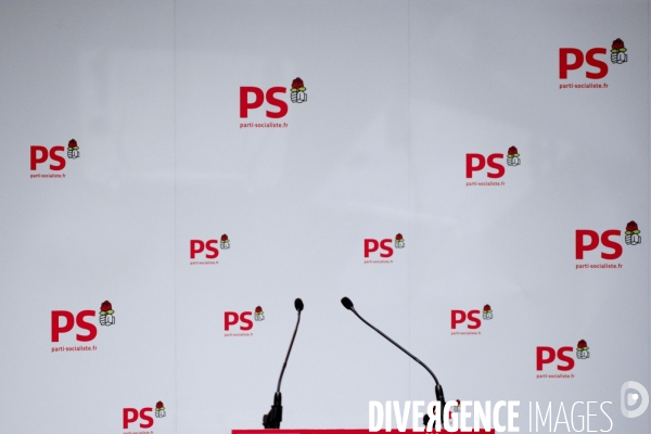 Parti socialiste : logos , drapeaux , symboles ...