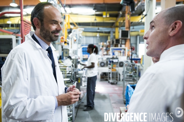 Edouard PHILIPPE et Muriel PENICAUD visitent l usine TELMA.