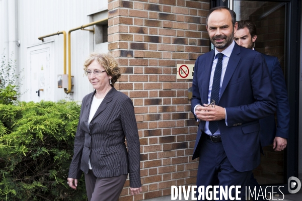 Edouard PHILIPPE et Muriel PENICAUD visitent l usine TELMA.