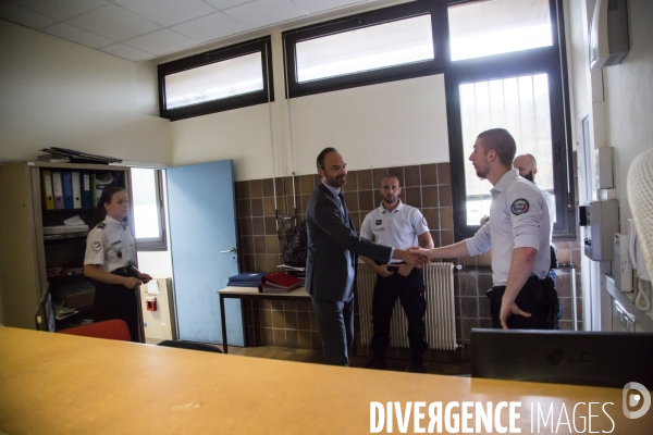 Législatives 2017 : Edouard Philippe en visite de soutien à Prisca Thevenot