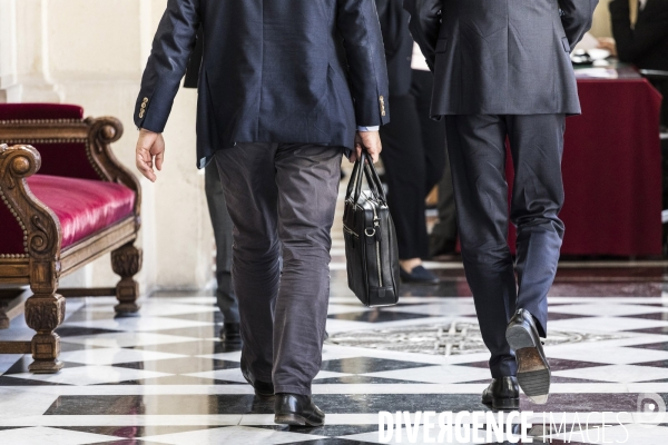 Accueil des députés à l assemblée nationale